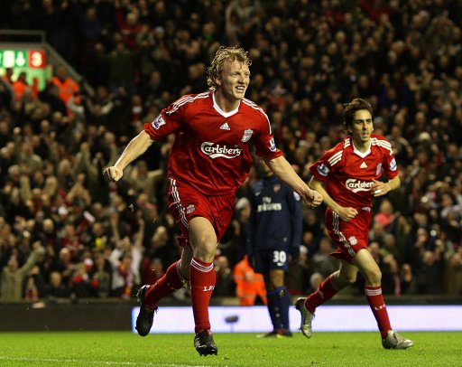 德甲半场：安塞尔米诺建功，多特蒙德暂1-0勒沃库森（半场战报：安塞尔米诺破门，多特蒙德暂以1-0领先勒沃库森）