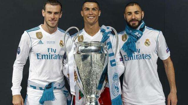 皇马推出漫威联名服饰，弗兰和卡雷拉斯进行了上身体验（皇马发布漫威联名系列，弗兰与卡雷拉斯试穿亮相）