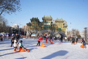 TK谈心中最佳阵容：梅罗入选、魔笛、齐达内、大罗、小罗在列（TK心中梦之队出炉：梅罗双星入选，魔笛、齐达内、大罗、小罗悉数在列）