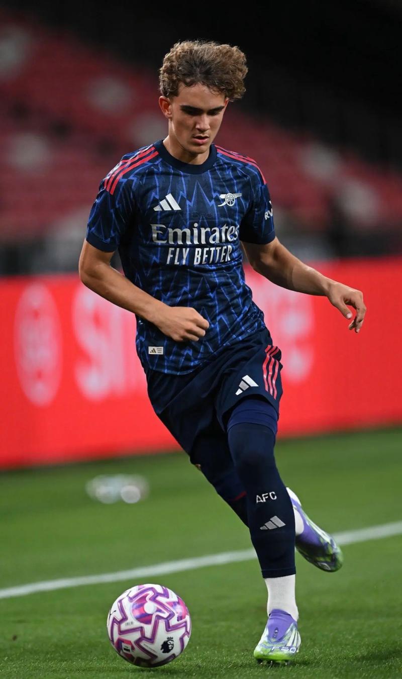 韩K联战报：朱基奇双响、尤里建功，济州SK主场1-2安养（K联赛战报：朱基奇梅开二度、尤里破门，济州SK主场1比2不敌安养）