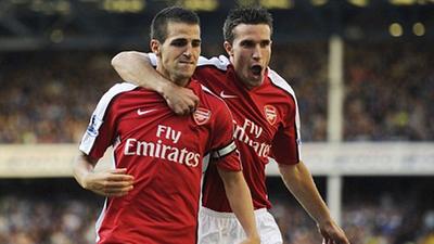 北京男篮84比74胜江苏迎开门红，赵睿首秀10分4助（北京男篮84-74力克江苏迎开门红，赵睿首秀贡献10分4助攻）