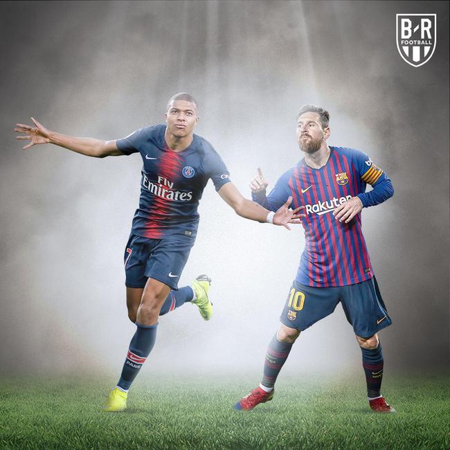 护台像王曼昱，涨球肉眼可见，她在拼命追赶国乒主力脚步（打法酷似王曼昱，进步肉眼可见，正全力追赶国乒主力）